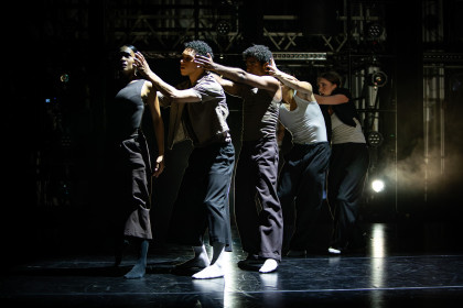 LONDON CITY BALLET. Momentum