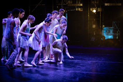 LONDON CITY BALLET. Momentum