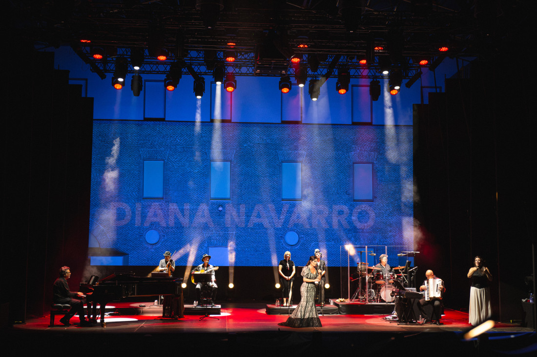 DIANA NAVARRO
